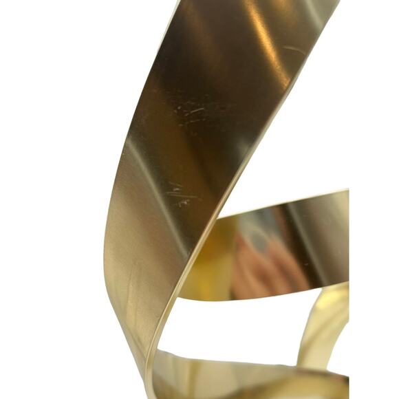 Dan Murphy 1989 Signed Two Tone Aluminum Ribbon Sculpture Lucite Base Abstract - Picture 7 of 14